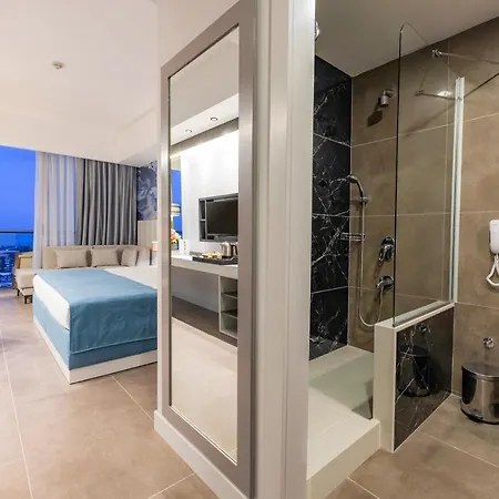Resort Crystal Centro Pearl Collection