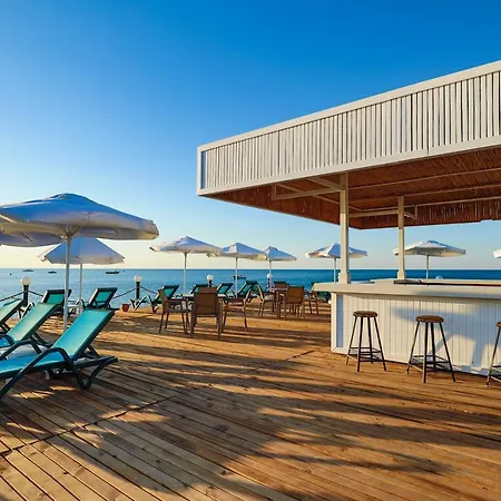 Crystal Centro - Ultimate