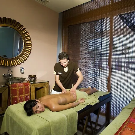 Crystal Centro - Ultimate Semesteranläggning (resort)