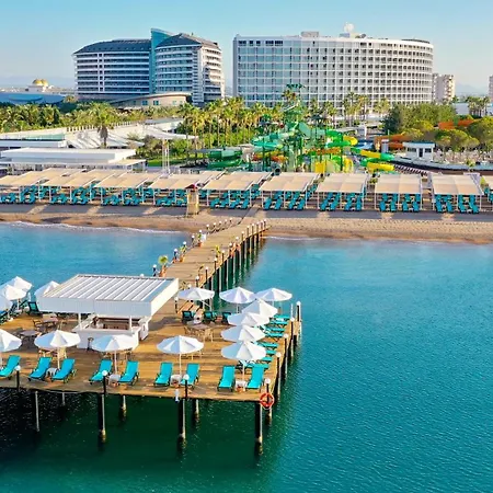 Crystal Centro - Ultimate 5*