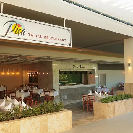 Üdülőközpont Crystal Centro - Ultimate