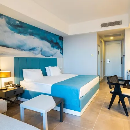 Crystal Centro Pearl Collection Antalya