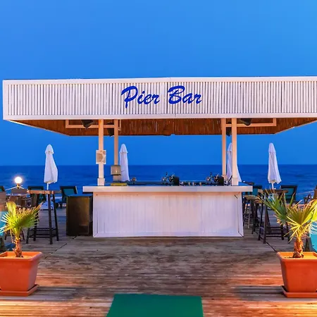 Crystal Centro - Ultimate